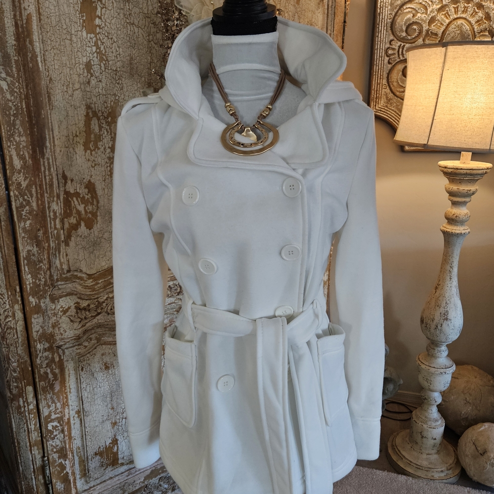 Body Central Off-White Double-Breasted Trench Coat XL